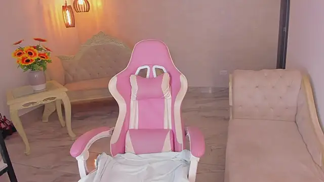 shantallknowless online show from January 16, 12:20 pm