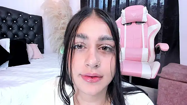 Snapshot of GabyRhodes chatting on December 1, 4:29 pm GabyRhodes online show from December 1, 4:29 pm