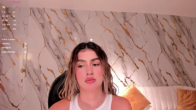 PaulinaSantos  online show from March 19, 1:43 am