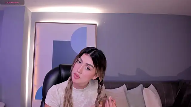 PaulinaSantos  online show from March 19, 7:17 pm