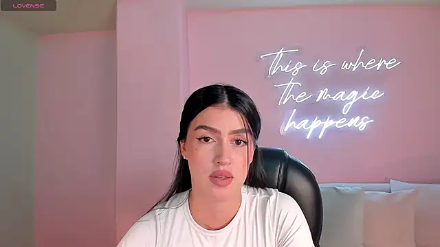 PaulinaSantos  online show from September 24, 6:44 pm