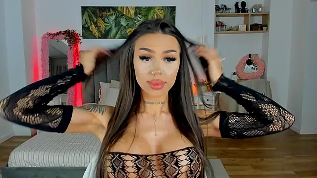 Snapshot of Fancy_Jenn chatting on October 6, 6:49 pm Fancy Jenn online show from October 6, 6:49 pm