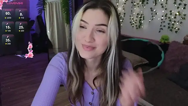 monikavenom online show from September 30, 1:54 am