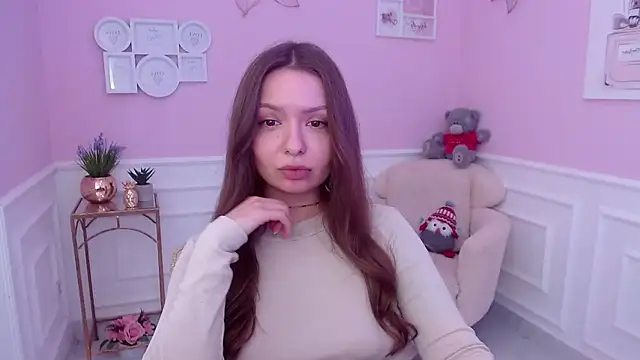 LucySkilar online show from February 2, 12:13 pm