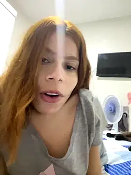 Snapshot of KyKa02 chatting on November 6, 2:34 am KyKa02 online show from November 6, 2:34 am