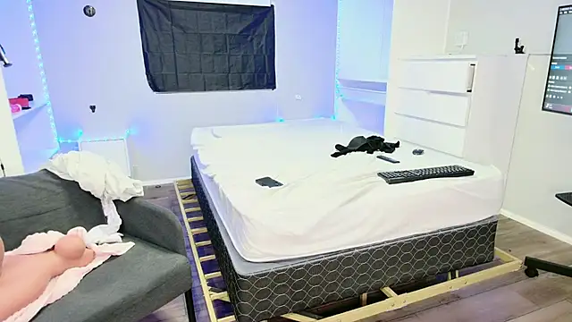 THICKwithDICKK online show from February 23, 8:06 am