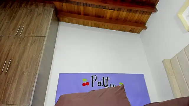 patty m online show from December 28, 12:03 pm
