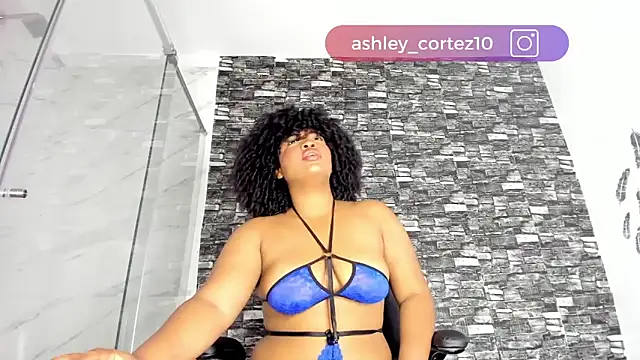Snapshot of ashley_crotez chatting on March 16, 6:23 pm ashley crotez online show from March 16, 6:23 pm