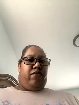 ebonyred online show from September 20, 4:41 pm