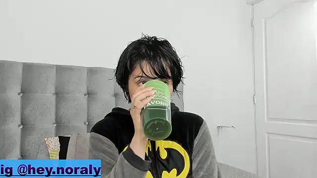 hey noraly online show from February 23, 4:28 am