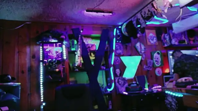 tayshie online show from January 14, 10:21 am