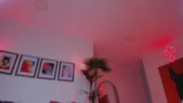 Snapshot of Taylor__foxxx chatting on September 13, 4:56 am Taylor foxxx online show from September 13, 4:56 am