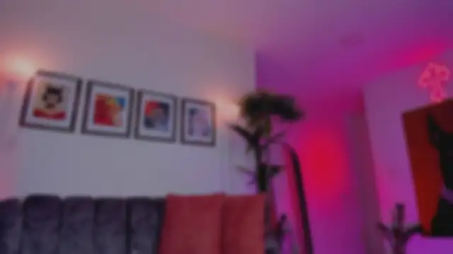 Snapshot of Taylor__foxxx chatting on November 18, 6:07 am Taylor foxxx online show from November 18, 6:07 am