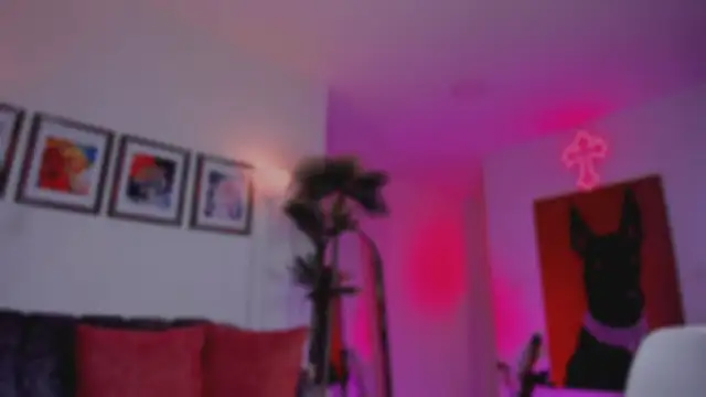 Snapshot of Taylor__foxxx chatting on November 29, 6:49 am Taylor foxxx online show from November 29, 6:49 am