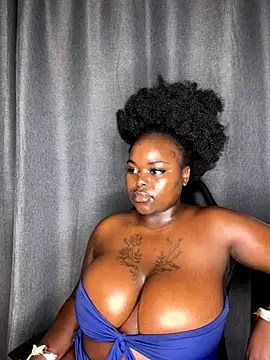 Honeycoco0211 online show from December 15, 3:22 am