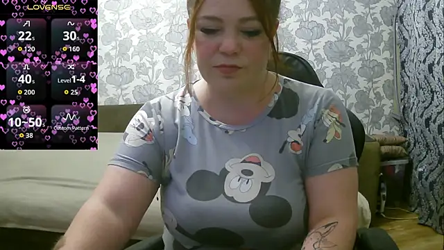 Snapshot of Sabrina_Poison chatting on October 9, 2:53 am Sabrina Poison online show from October 9, 2:53 am