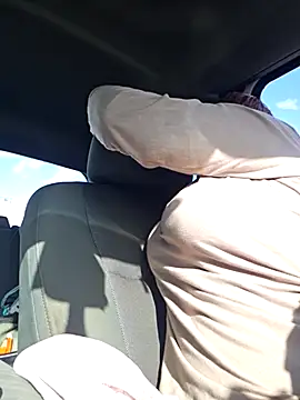 Snapshot of Dixiefaye_Pika chatting on March 20, 1:48 pm Dixiefaye Pika online show from March 20, 1:48 pm