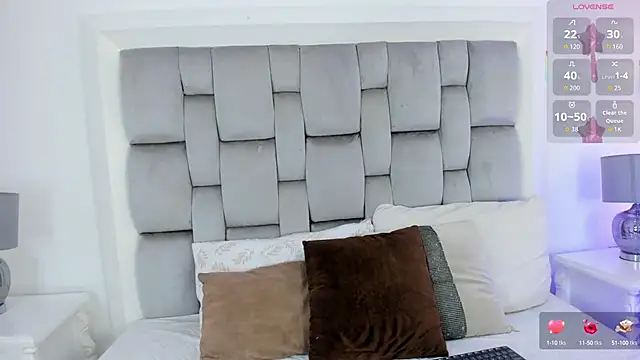 Snapshot of Valerith_Vega_ chatting on September 26, 12:09 pm Valerith Vega  online show from September 26, 12:09 pm