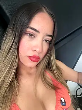 ScarlettAndClark online show from October 19, 4:51 pm