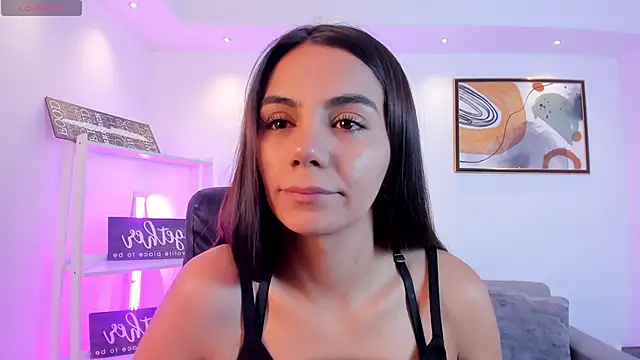 Snapshot of martina_mancini chatting on May 15, 2:24 pm martina mancini online show from May 15, 2:24 pm
