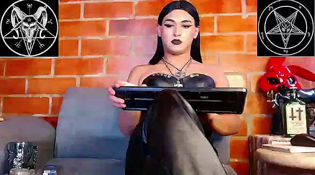 Domina Lilith online show from February 20, 5:18 pm