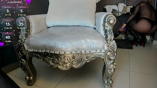 Snapshot of Janna_Rousse_ chatting on February 6, 12:05 pm Janna Rousse online show from February 6, 12:05 pm