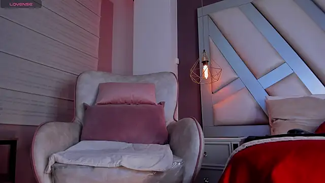Snapshot of Janna_Rousse_ chatting on September 13, 2:17 pm Janna Rousse online show from September 13, 2:17 pm