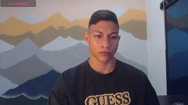 Snapshot of aalan_foxter chatting on February 18, 2:59 am aalan foxter online show from February 18, 2:59 am