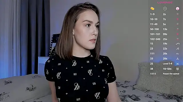 Snapshot of _RocketWay_ chatting on February 23, 7:28 pm RocketWay online show from February 23, 7:28 pm