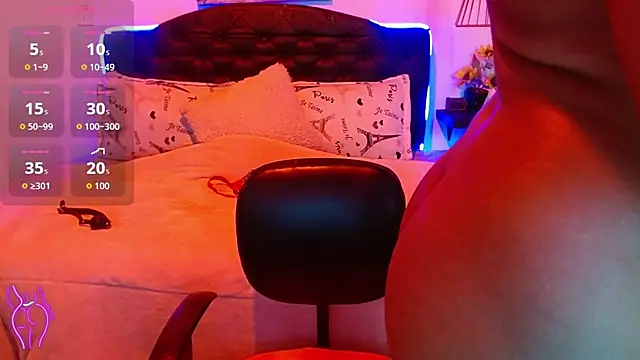 Dominik girl online show from March 27, 8:30 pm