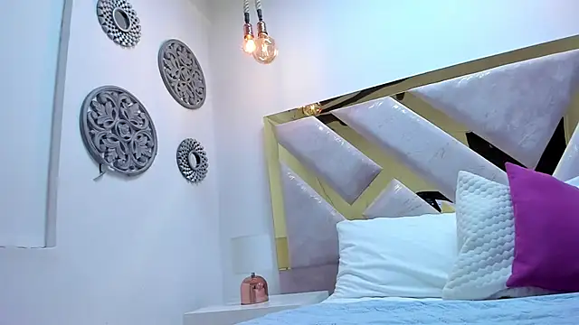 Snapshot of Oriana_Guzman chatting on January 31, 12:29 pm Oriana Guzman online show from January 31, 12:29 pm