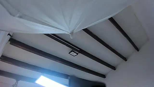 Snapshot of Oriana_Guzman chatting on February 22, 12:29 pm Oriana Guzman online show from February 22, 12:29 pm