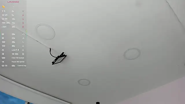 Snapshot of Oriana_Guzman chatting on October 9, 10:52 pm Oriana Guzman online show from October 9, 10:52 pm