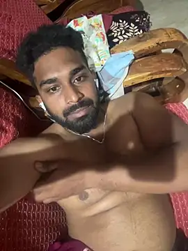 Snapshot of Handsomehunk_4U chatting on December 7, 9:00 pm Handsomehunk 4U online show from December 7, 9:00 pm