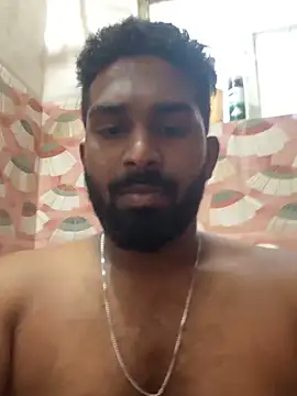 Snapshot of Handsomehunk_4U chatting on December 19, 12:01 pm Handsomehunk 4U online show from December 19, 12:01 pm