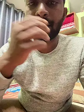 Snapshot of Handsomehunk_4U chatting on February 3, 12:25 pm Handsomehunk 4U online show from February 3, 12:25 pm