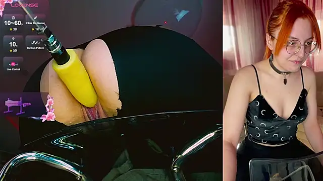 Snapshot of yourfox_Alice chatting on March 19, 8:34 am yourfox Alice online show from March 19, 8:34 am