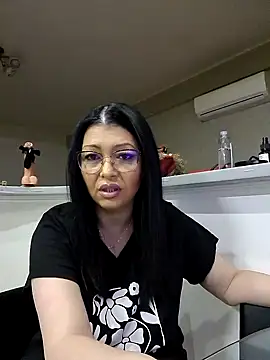 Milf Abigail online show from February 11, 1:20 am