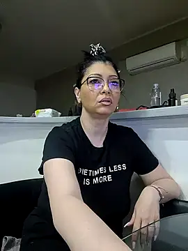 Milf Abigail online show from March 21, 1:56 am