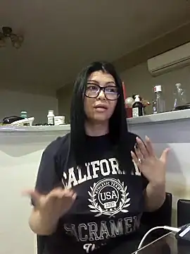 Milf Abigail online show from October 24, 12:30 am