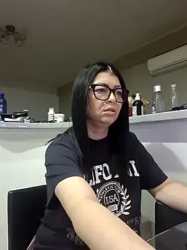 Milf Abigail online show from November 1, 3:08 am