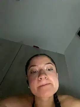 Snapshot of Alicia_ALICIA chatting on December 21, 11:24 pm Alicia ALICIA online show from December 21, 11:24 pm