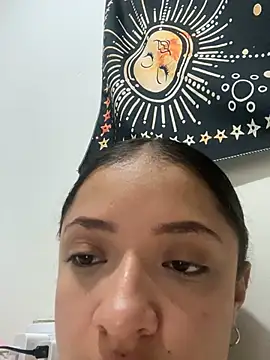 Snapshot of Alicia_ALICIA chatting on January 23, 4:30 am Alicia ALICIA online show from January 23, 4:30 am