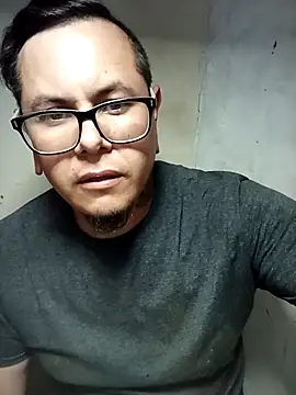 AlanDickson online show from February 19, 3:06 am