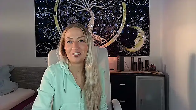 SexxyLiviaa online show from September 29, 4:01 pm