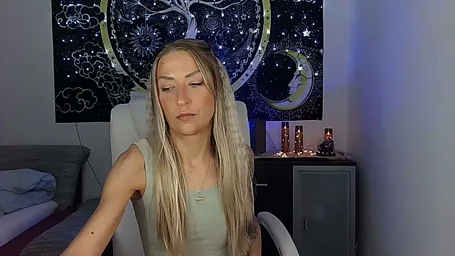 SexxyLiviaa online show from October 7, 7:33 pm