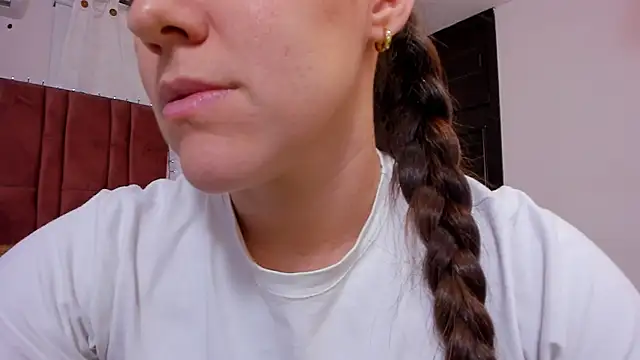 Snapshot of AURORA_FRANKLIN chatting on December 9, 3:22 pm AURORA FRANKLIN online show from December 9, 3:22 pm