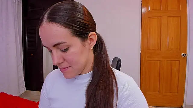 Snapshot of AURORA_FRANKLIN chatting on December 12, 6:31 pm AURORA FRANKLIN online show from December 12, 6:31 pm