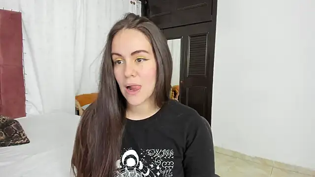 Snapshot of AURORA_FRANKLIN chatting on February 22, 1:24 pm AURORA FRANKLIN online show from February 22, 1:24 pm