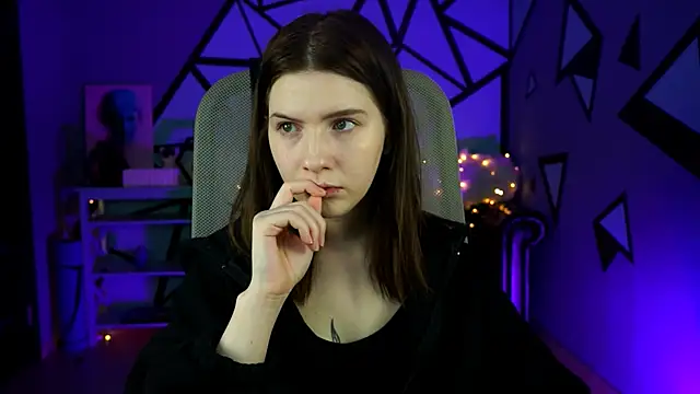 Snapshot of AliceRisinka chatting on January 31, 5:09 am AliceRisinka online show from January 31, 5:09 am